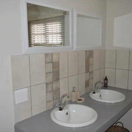 Mayfair Farm Cottages Oudtshoorn Exterior photo